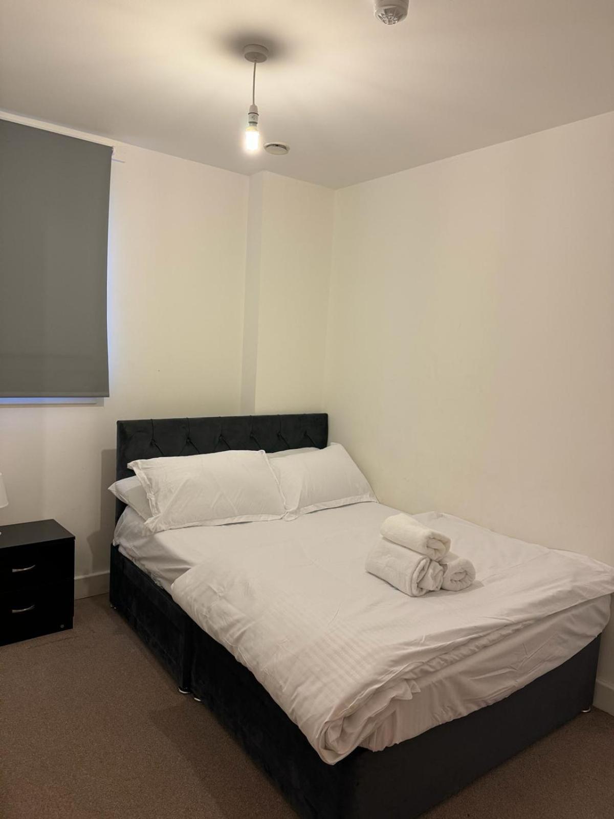 Spacious 2 Bedrooms Apartment In Stratford Londra Exterior foto